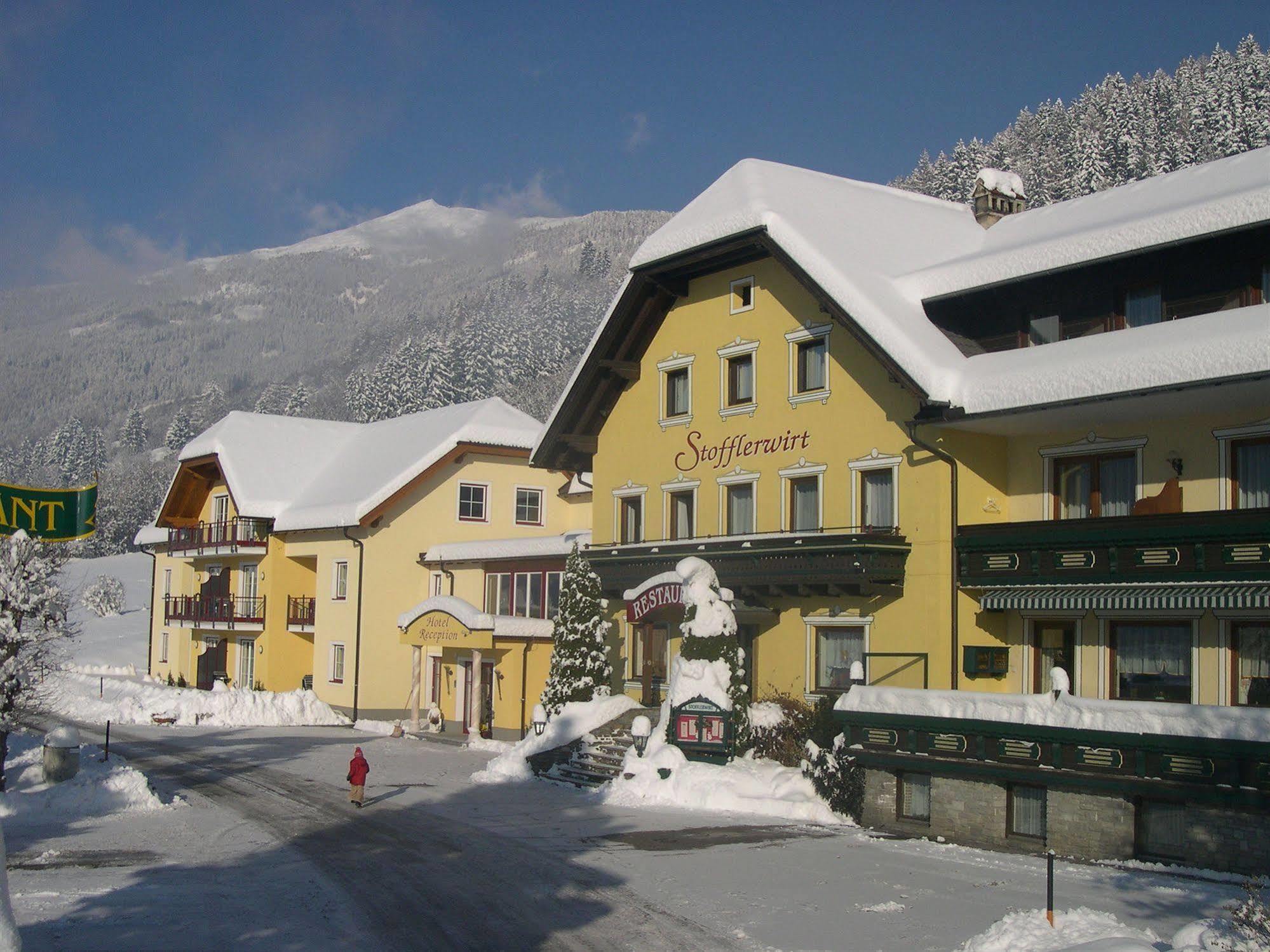 Landhotel Stofflerwirt ซังคท์มิคาอิลอิมลุงเกา ภายนอก รูปภาพ