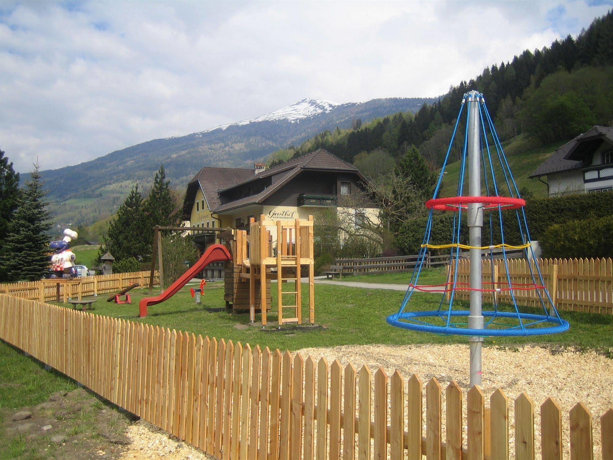 Landhotel Stofflerwirt ซังคท์มิคาอิลอิมลุงเกา ภายนอก รูปภาพ