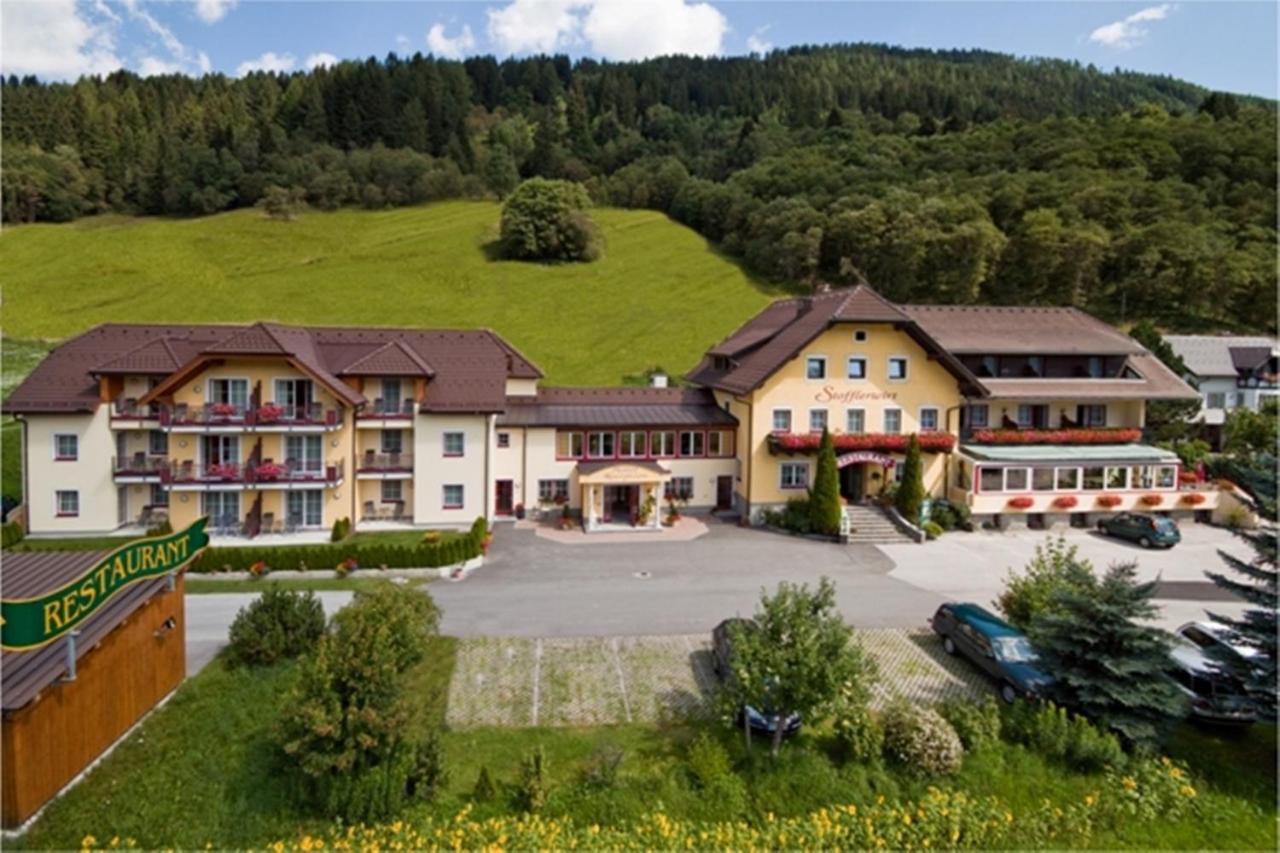Landhotel Stofflerwirt ซังคท์มิคาอิลอิมลุงเกา ภายนอก รูปภาพ